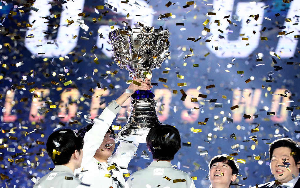 S15周边销量榜：Faker签名队服秒售罄。-必赢电竞